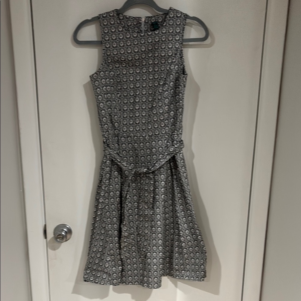 Elegant Black and White Patterned Dress